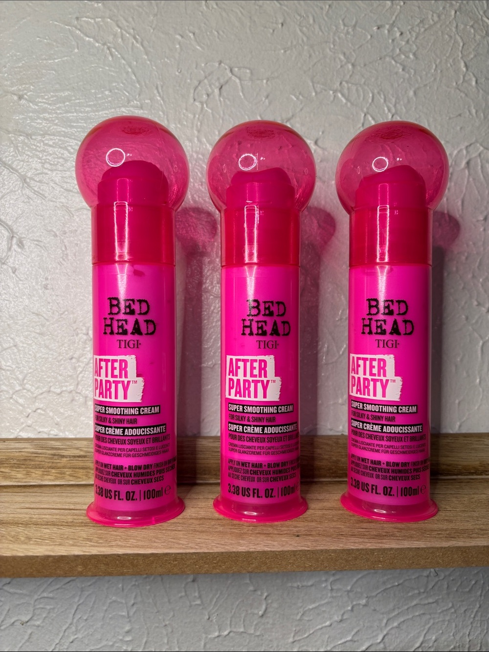 BedHead After Party Super Smoothing Cream Bright Hot Pink